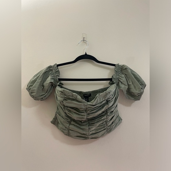 Forever 21 Tops - Forever 21 Ruched Off the Shoulder Sweetheart Crop Top - S‎